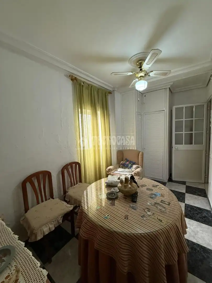 Comedor de Piso en venta en Camas con Aire acondicionado