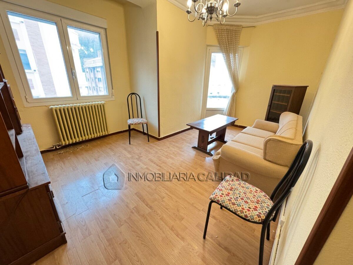 Living room of Flat to rent in Burgos Capital  with Heating and Furnished