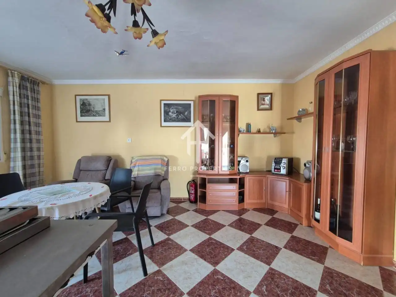 Sala d'estar de Casa o xalet en venda en Loja amb Terrassa, Piscina i Moblat
