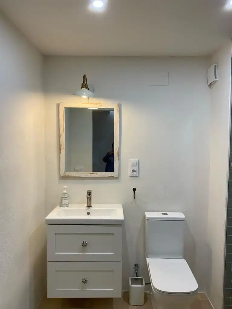 Bathroom of Country homes for rent in Albons  with Air Conditioner, Heating and Private garden