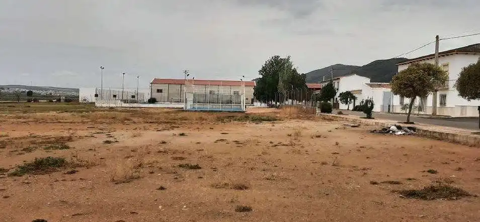 Terrenos y solares en venta en MALAGA