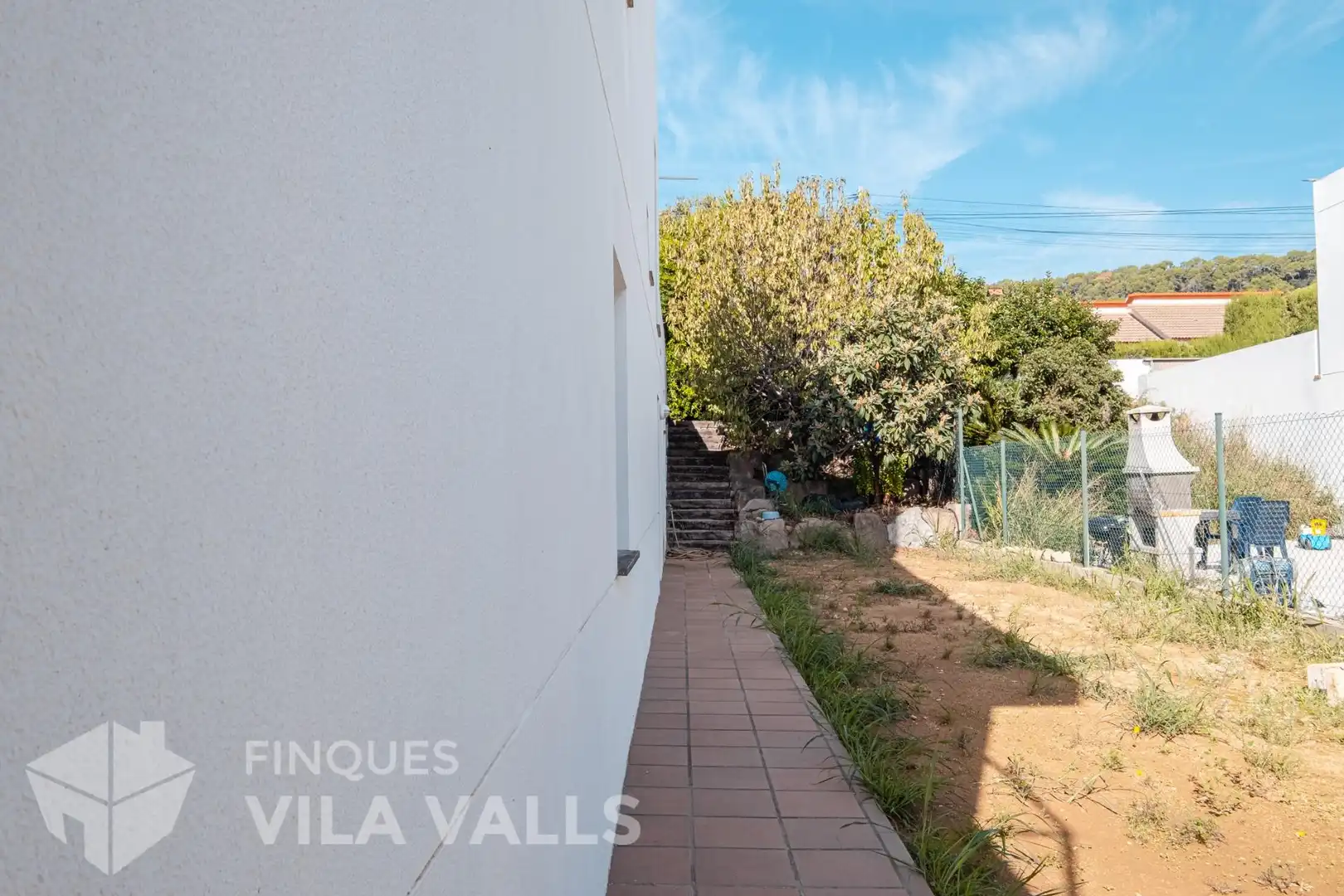 Vista exterior de Casa o xalet en venda en Bigues i Riells del Fai amb Aire condicionat, Jardí privat i Parquet