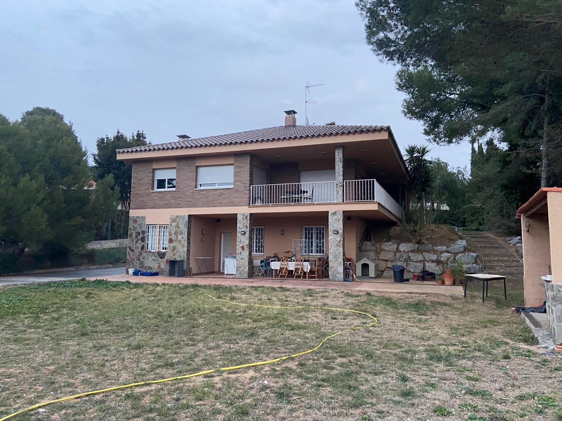 Exterior view of Country house for sale in Sabadell  with Heating, Private garden and Terrace