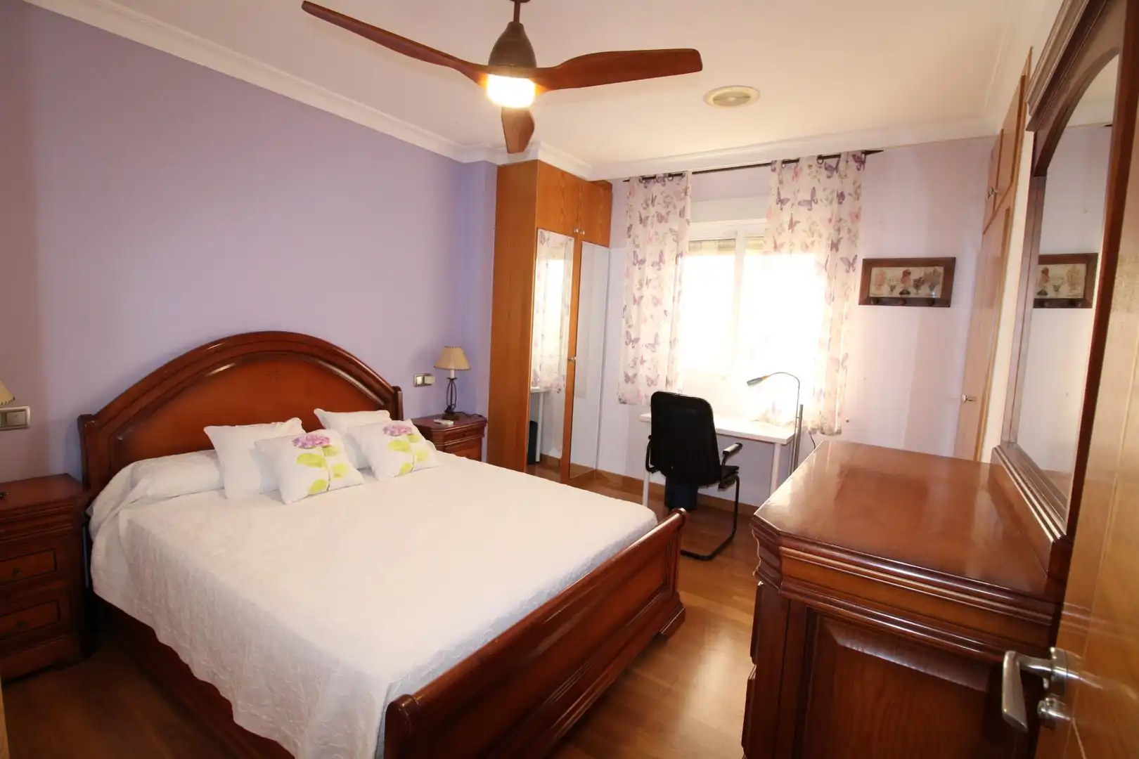 Habitación de Piso de alquiler en Murcia con Aire acondicionado y Amueblado