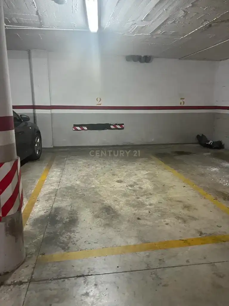 Parcheggio in vendita a Don Pelayo 48-50