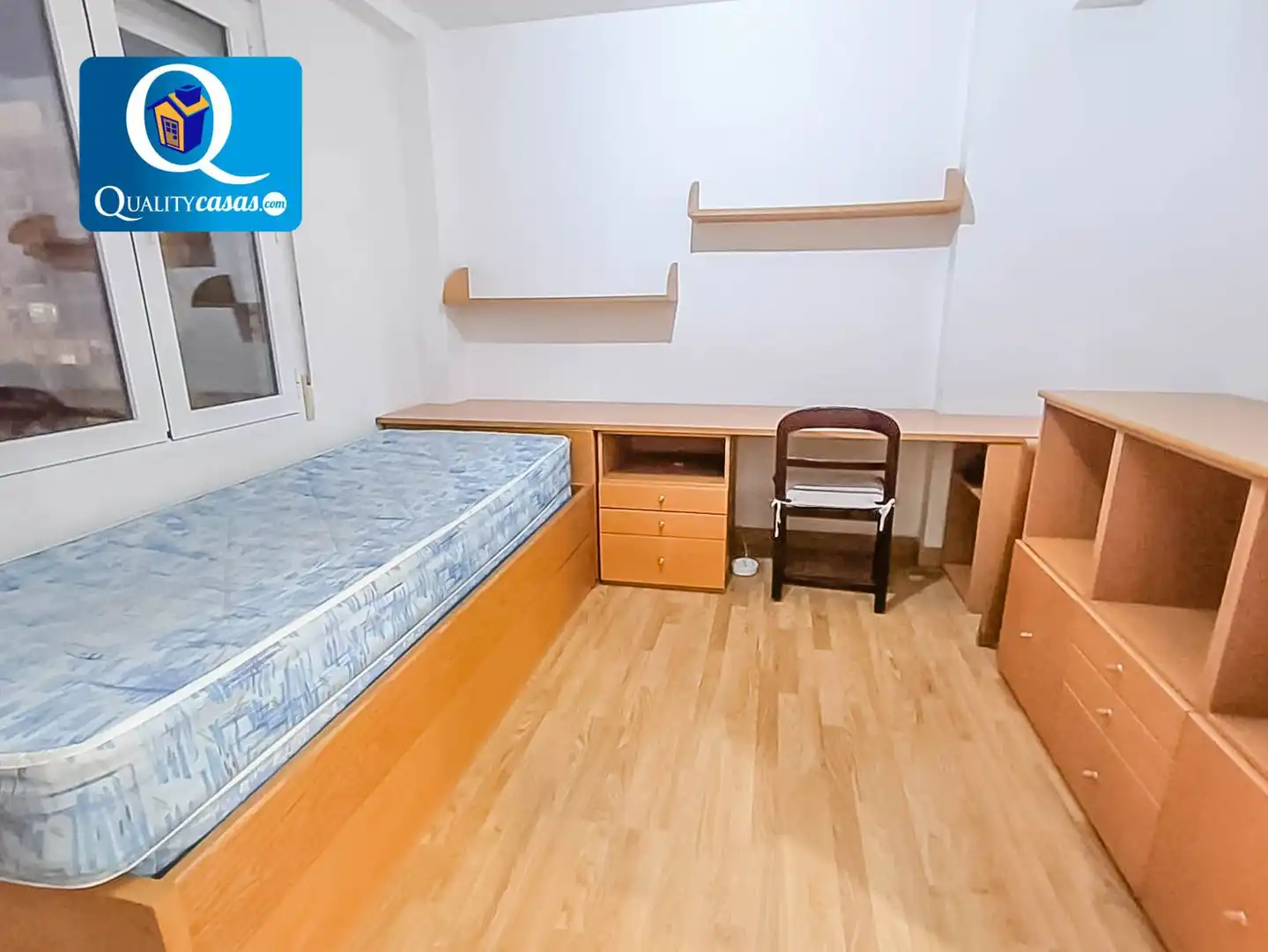 Bedroom of Apartments for sale in Alicante / Alacant  with Air Conditioner, Heating and Community pool