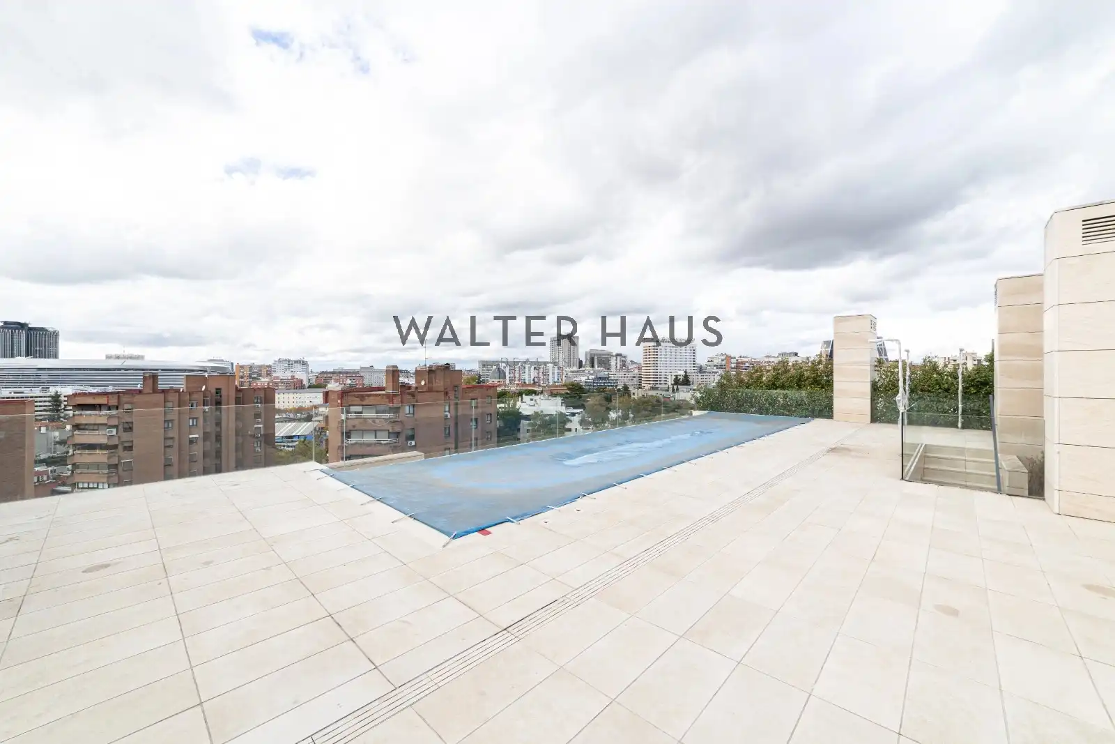 Terraza de Piso de alquiler en Madrid con Aire acondicionado, Calefacción y Horno