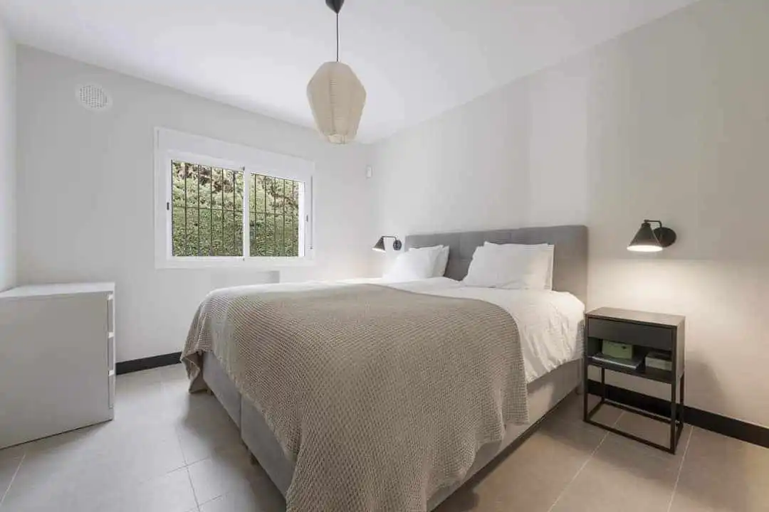 Home with pool for sale in Nueva Andalucía, imagen 9