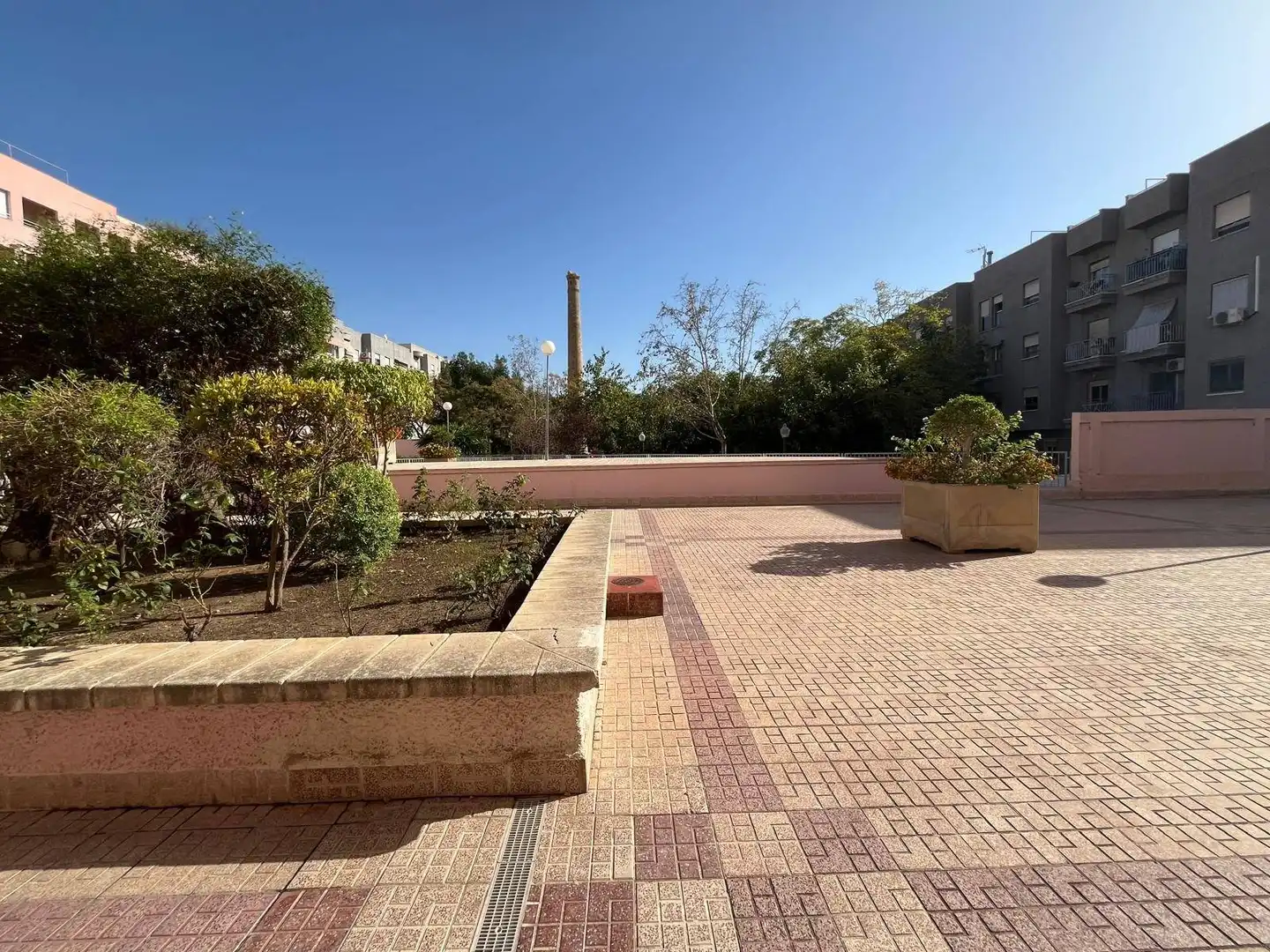 Vista exterior de Piso en venta en Elche / Elx con Aire acondicionado y Balcón