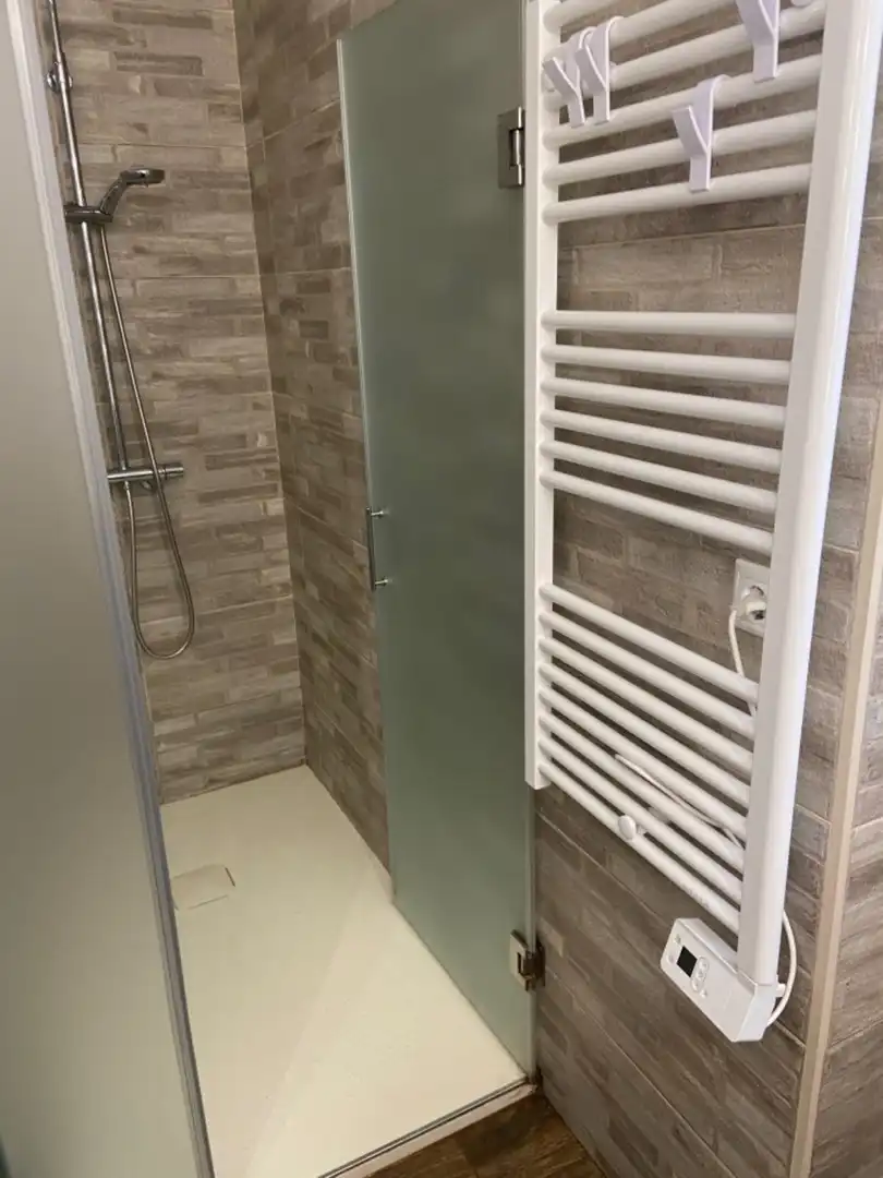 Bathroom of Flat for sale in Córdoba  with Air Conditioner, Parquet flooring and Storage room