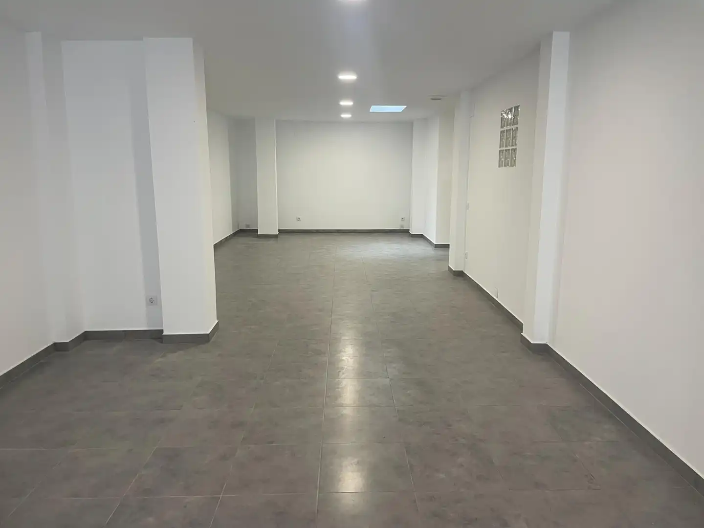 Local commercial à vendre à Premià de Dalt, imagen 3