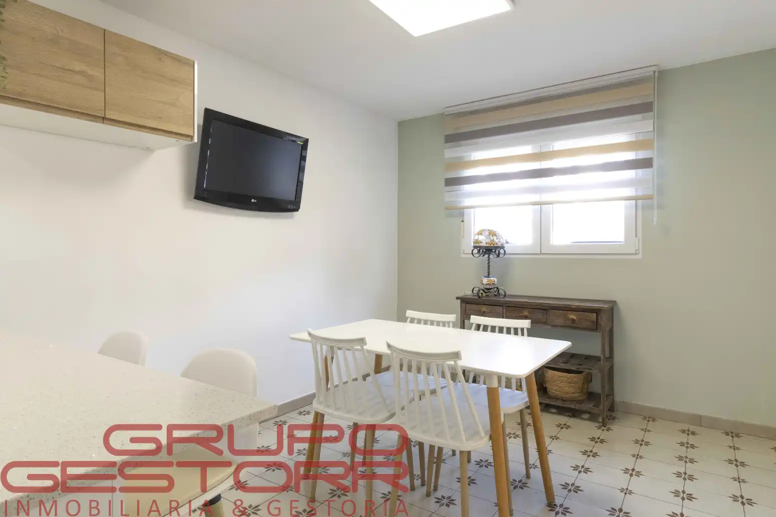 Menjador de Casa o xalet en venda en Torrent amb Jardí privat, Terrassa i Traster