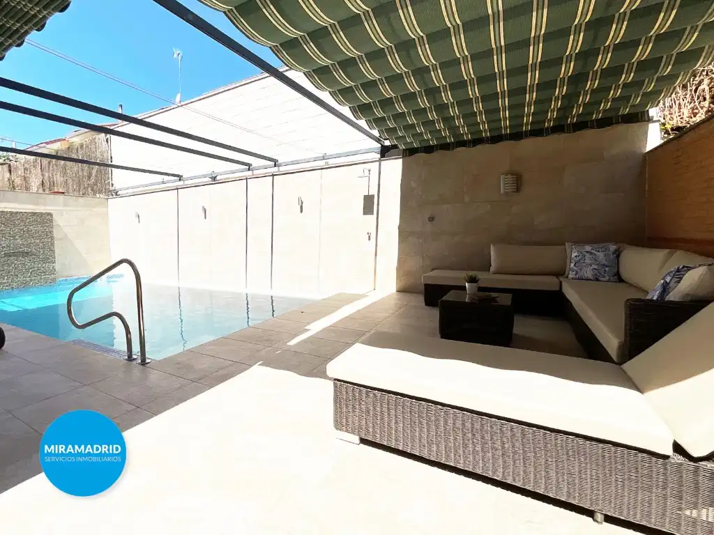 Terrace of Detached homes for rent in Paracuellos de Jarama  with Air Conditioner and Swimming Pool