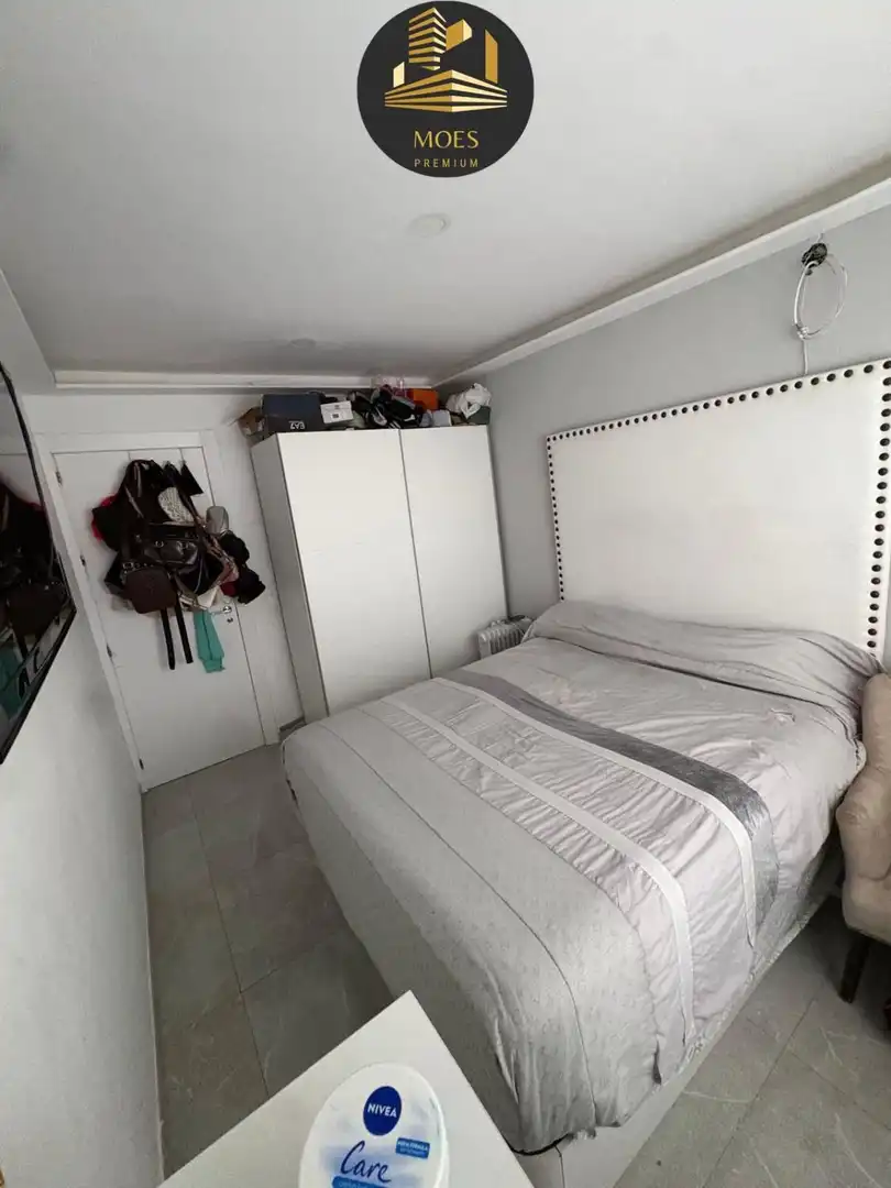 Bedroom of Flat for sale in Linares  with Air Conditioner, Storage room and Balcony
