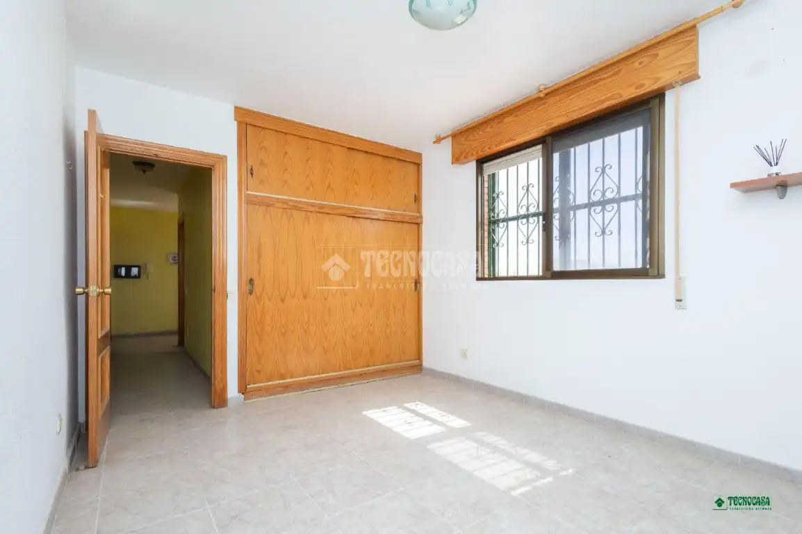 Flat for sale in Ciudad Jardín - Tagarete - El Zapillo