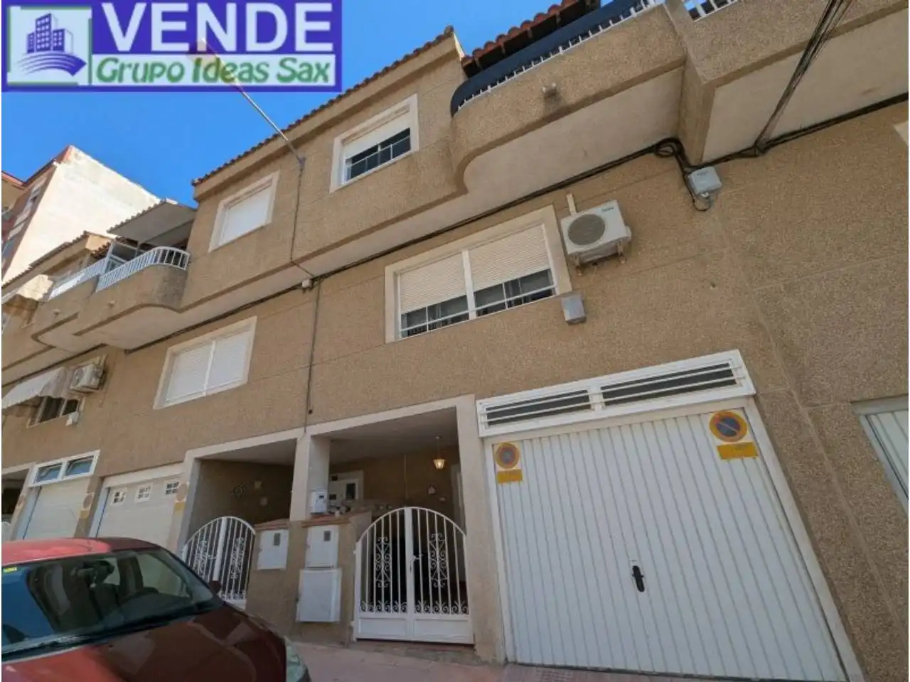 Exterior view of Detached homes for sale in Onil  with Air Conditioner, Terrace and Furnished