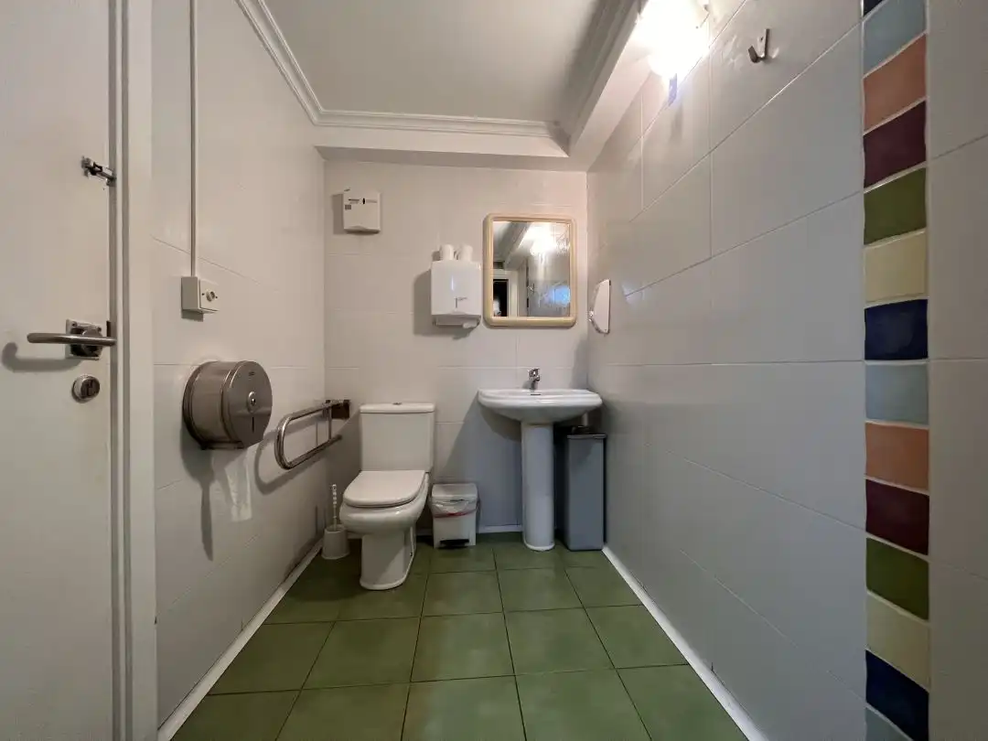 Baño de Local en venta en Antzuola