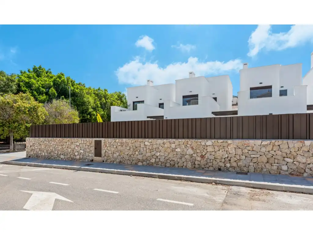 Vista exterior de Casa o xalet en venda en Pilar de la Horadada amb Piscina