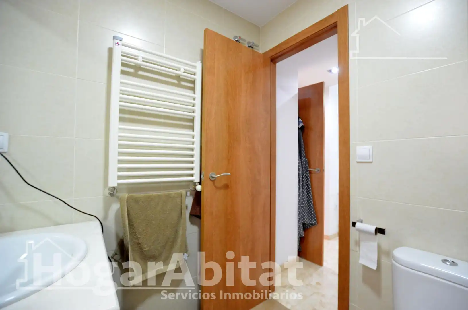 Baño de Piso en venta en Tavernes de la Valldigna con Balcón