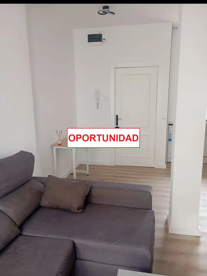 Habitación de Ático en venta en Ciudad Real con Calefacción, Terraza y Amueblado