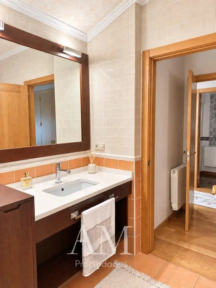 Chalet con terraza en venta en Cruceiro, imagen 47