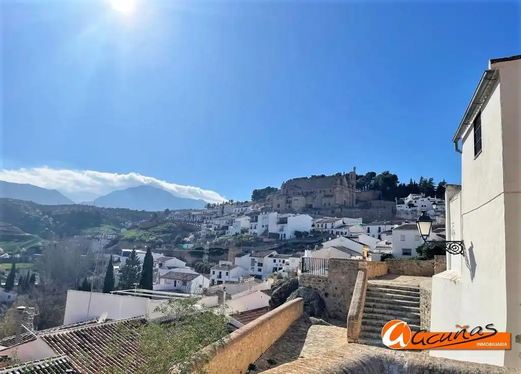Vista exterior de Residencial en venda en Antequera