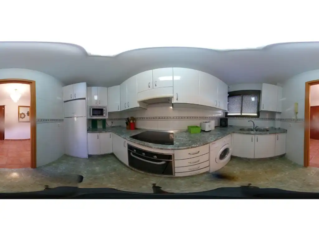 Flat for rent in Calle Playa La, 34, Playamar - Benyamina