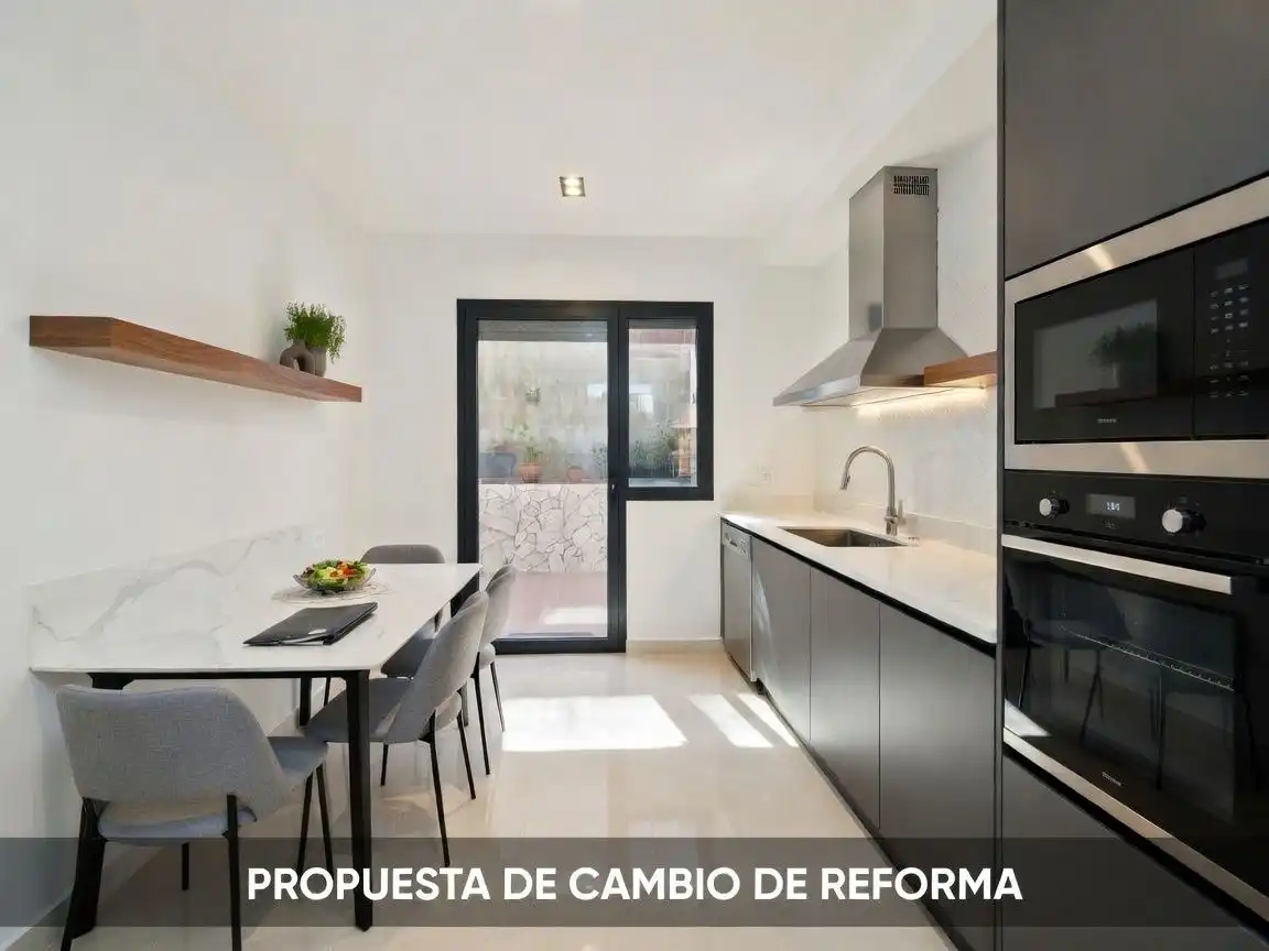 Casa amb terrassa en venda a Vallirana, imagen 5