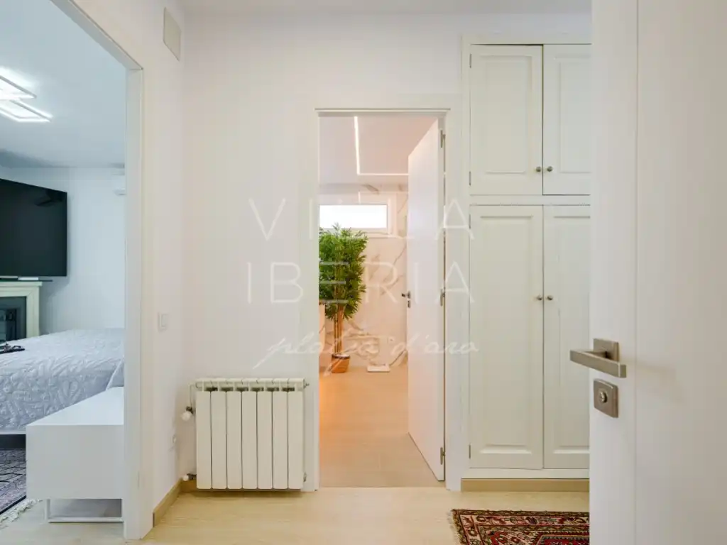 Habitación de Casa o chalet en venta en Castell d'Aro, Platja d'Aro i s'Agaró con Aire acondicionado, Calefacción y Jardín privado