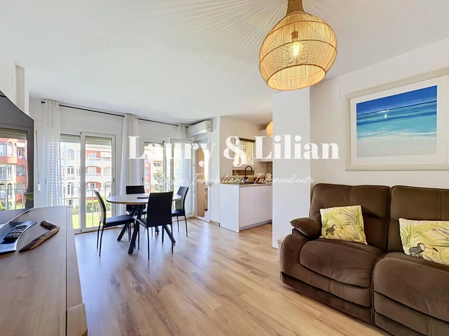 Sala de estar de Apartamento en venta en Empuriabrava con Aire acondicionado, Calefacción y Terraza