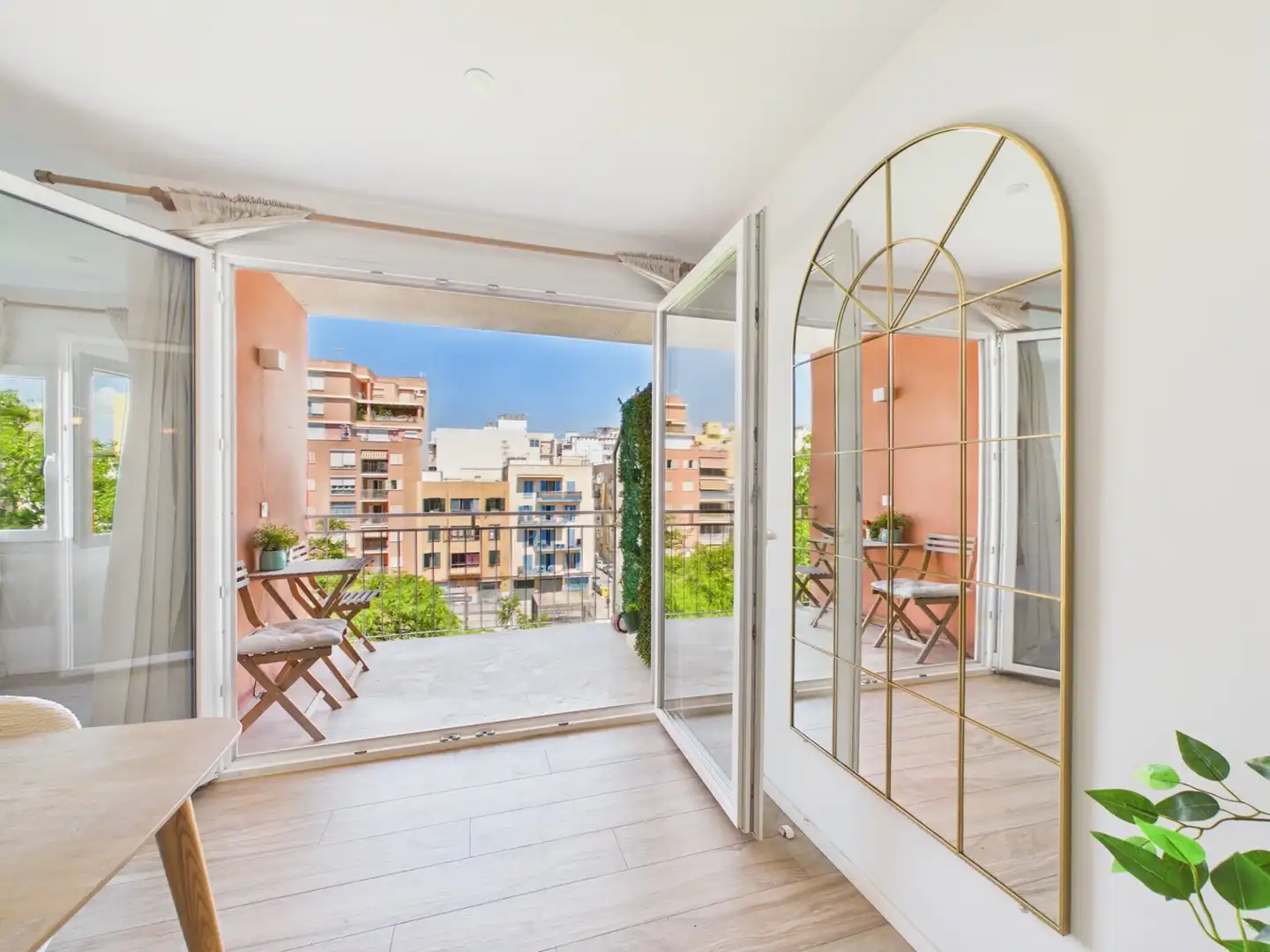 Terrassa de Pis de lloguer en  Palma de Mallorca amb Aire condicionat, Terrassa i Moblat