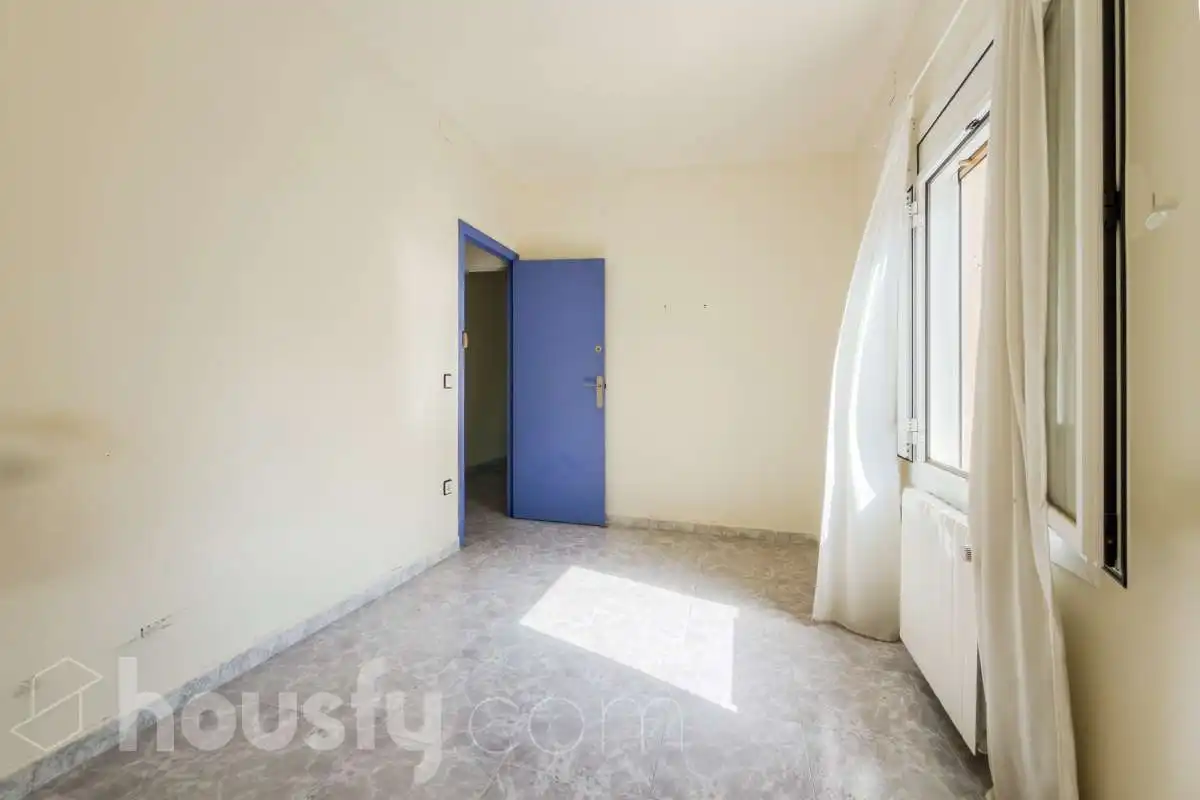 Habitación de Piso en venta en Barcelona con Aire acondicionado, Calefacción y Balcón