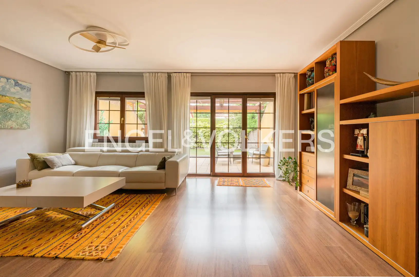 Außenansicht von Haus oder Chalet zum Verkauf in Boadilla del Monte mit Klimaanlage, Heizung und Privatgarten