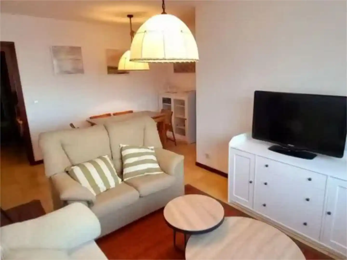 Wohnzimmer von Wohnung zur Miete in Panxón