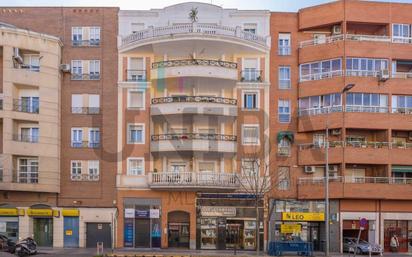 Vista exterior de Apartament en venda en Badajoz Capital amb Aire condicionat i Terrassa