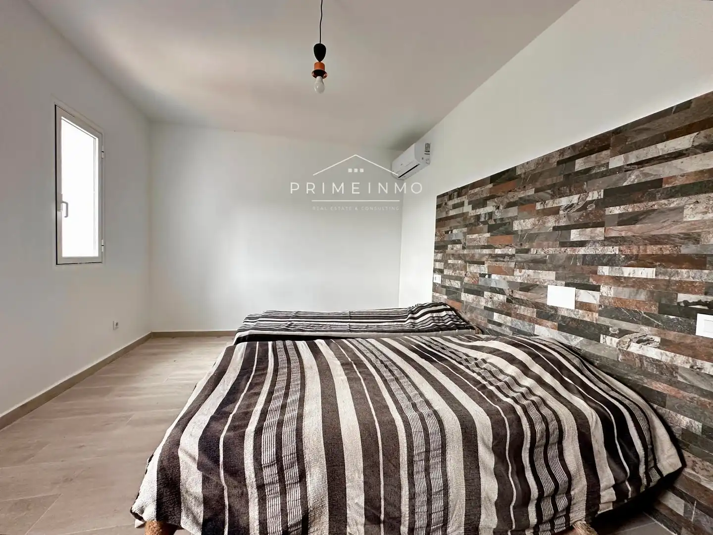 Habitación de Finca rústica en venta en El Perelló con Aire acondicionado, Calefacción y Trastero