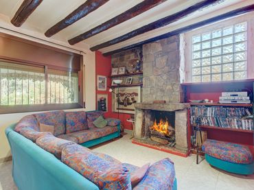 Detached house with pool for sale in Fonollosa
