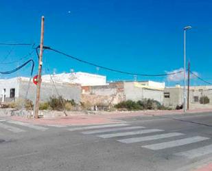 Vista exterior de Residencial en venda en  Almería Capital