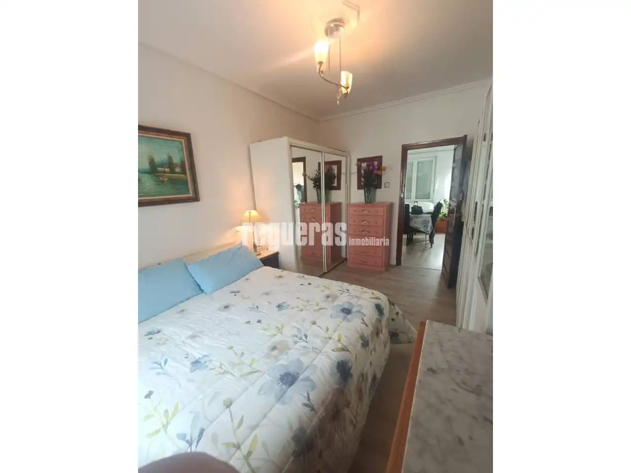 Habitación de Piso en venta en Avilés con Calefacción y Amueblado