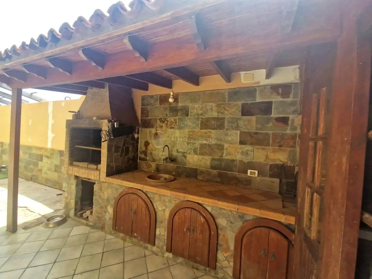 Cuina de Casa o xalet en venda en Arona amb Jardí privat, Terrassa i Traster