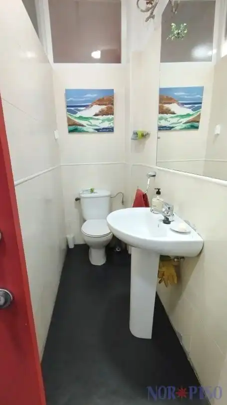 Bathroom of Commercial properties for sale in Bilbao   with Air Conditioner