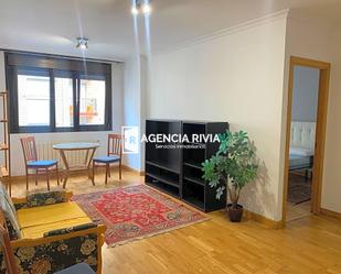 Sala d'estar de Apartament de lloguer en Gijón  amb Calefacció i Traster