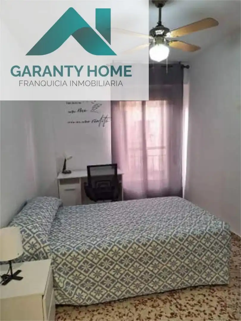 Schlafzimmer von Wohnung zur Miete in Jaén mit Klimaanlage, Terrasse und Möbliert