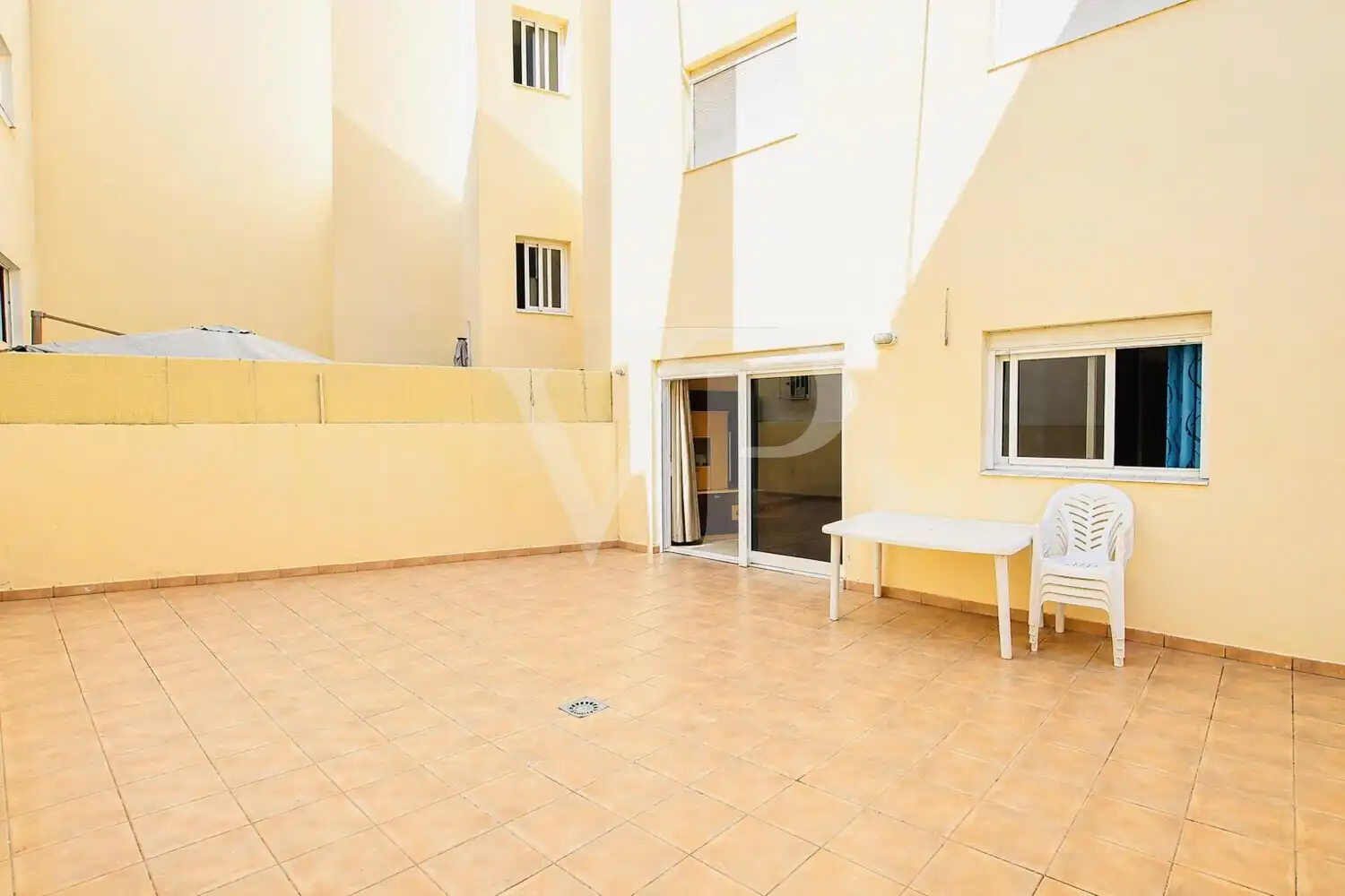 Terrasse von Erdgeschoss zum Verkauf in Adeje mit Terrasse und Möbliert