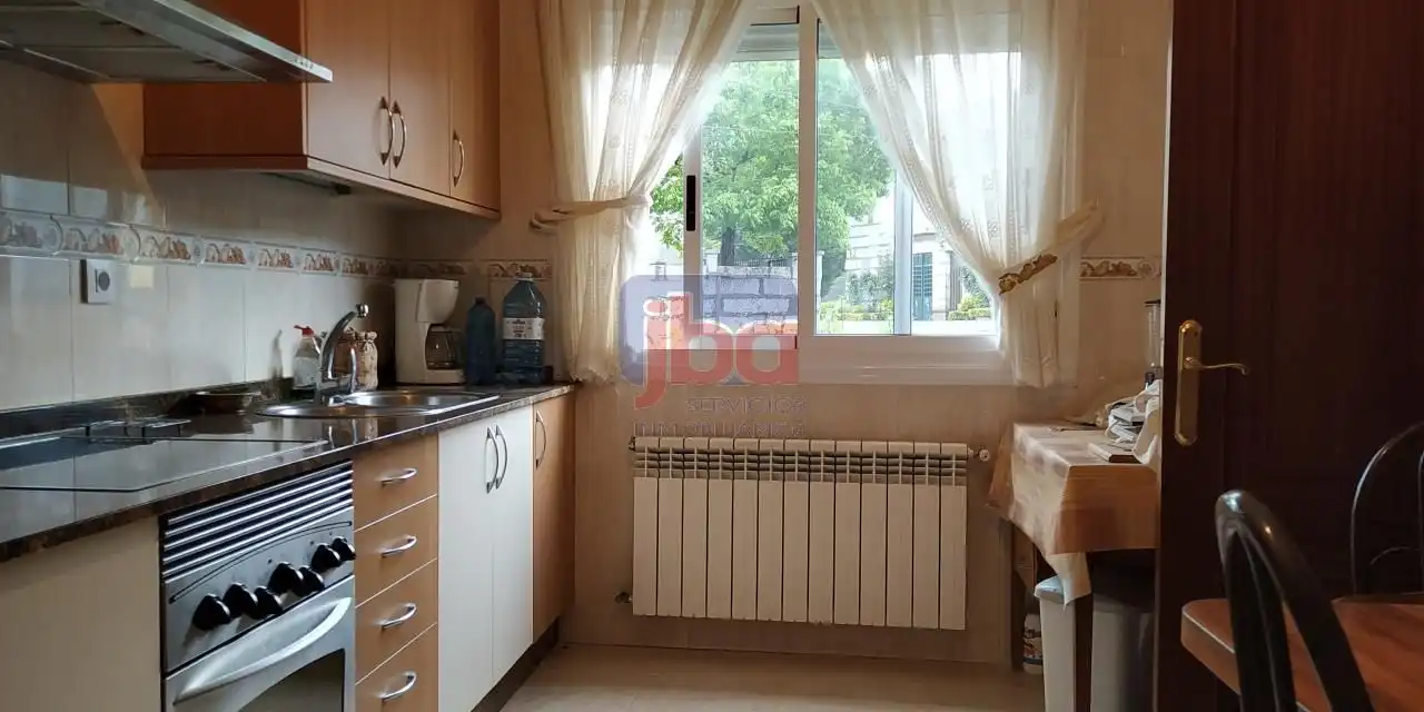 Cocina de Casa o chalet en venta en Castrelo de Miño con Calefacción y Amueblado