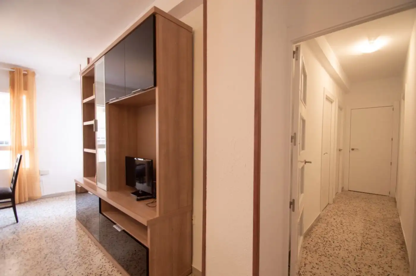 Flat with lift to rent in Ciudad Jardín - Tagarete - El Zapillo, imagen 9