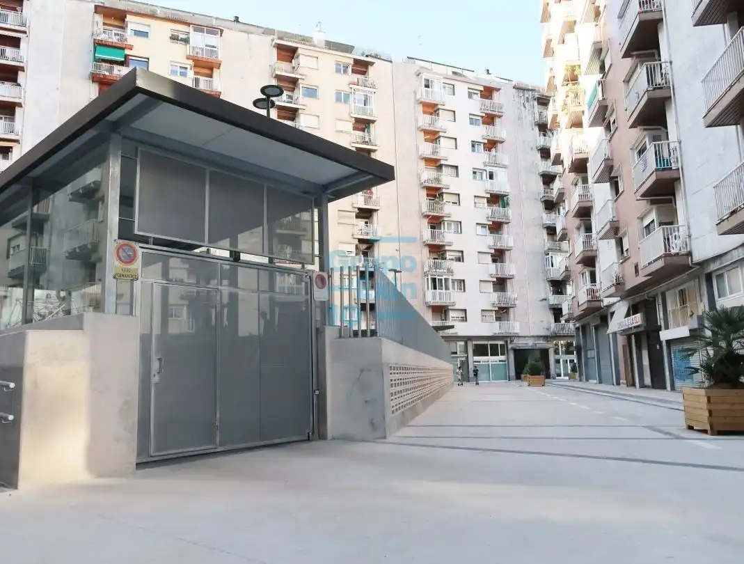Aparcamiento en venta en Estudios de los Plaza, imagen 3