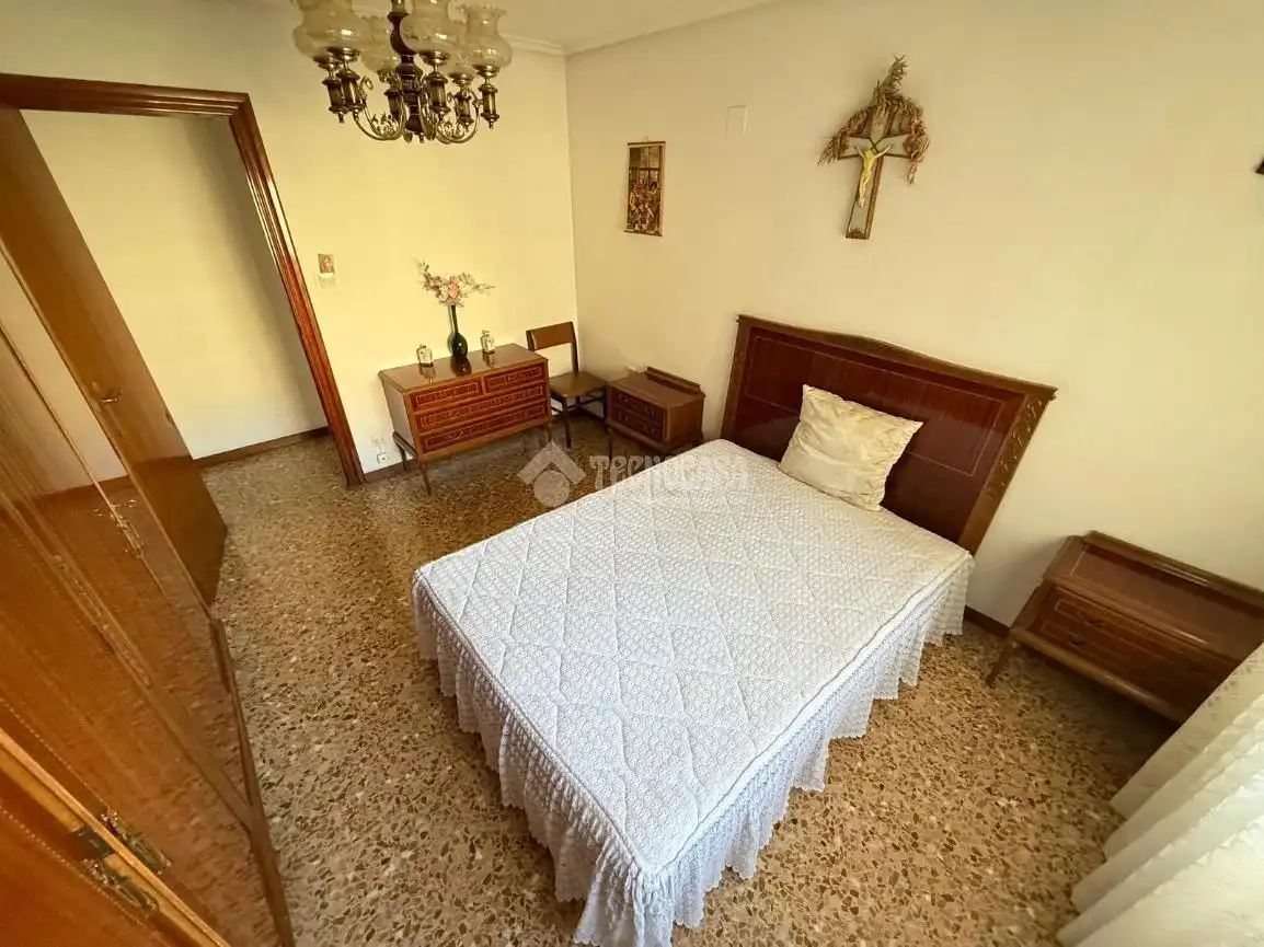 Habitación de Piso en venta en Zaragoza con Calefacción y Balcón