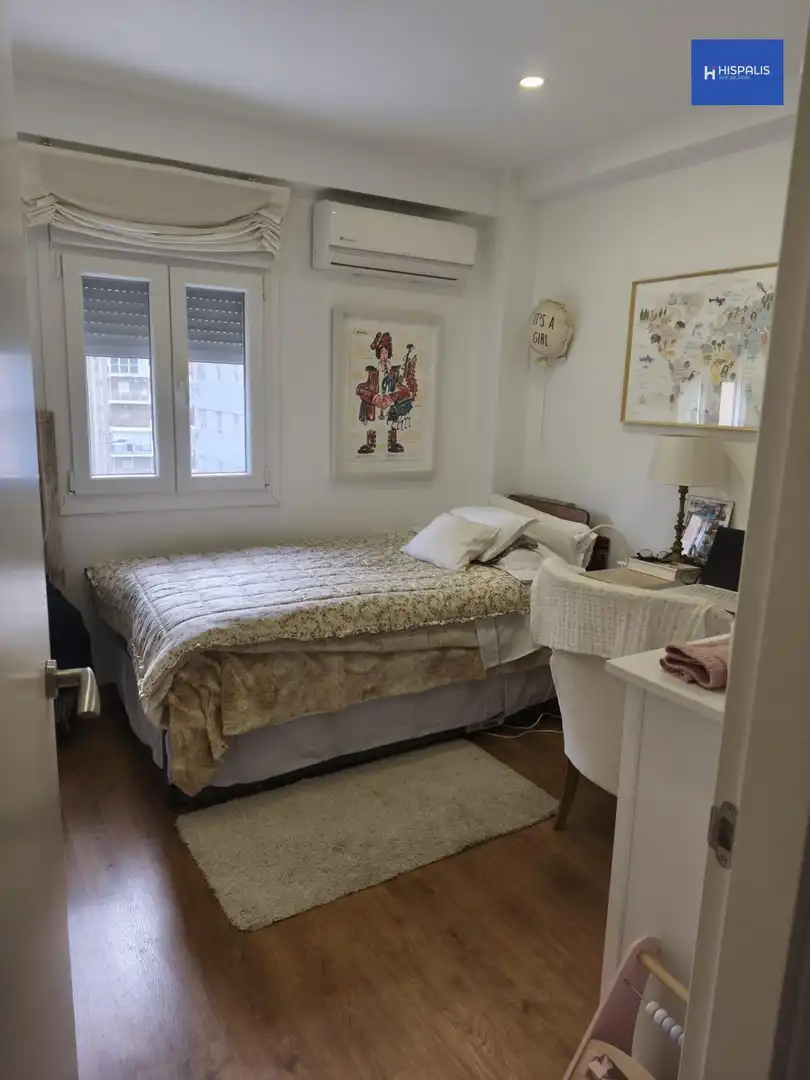 Habitación de Piso en venta en Sevilla con Calefacción y Terraza