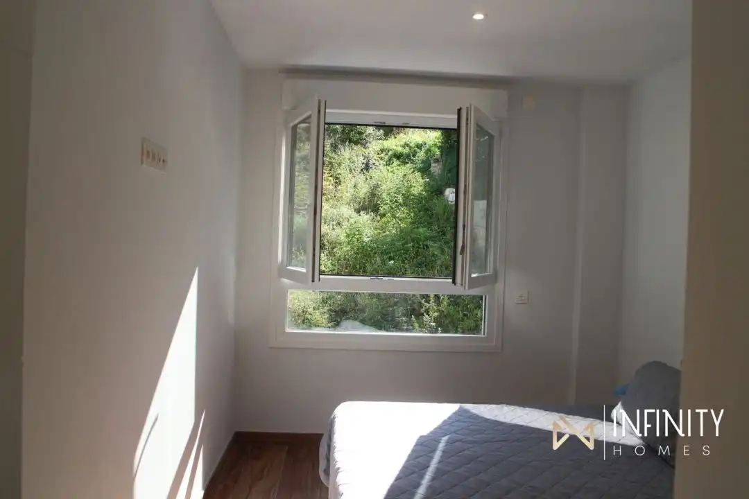 Habitación de Piso de alquiler en Bilbao  con Calefacción, Terraza y Balcón